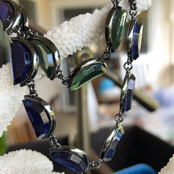 Coldwater Creek Necklace  Crescent Gem Necklace Blue Amber Gun Metal Gray - Picture 6 of 8